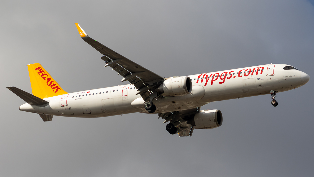 TC-RDE · Airbus A321-251NX · LTFJ