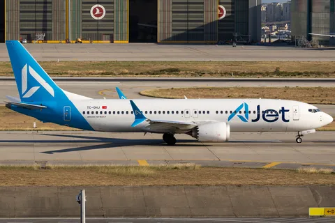 TC-OHJ · Boeing 737 MAX 8 · LTFJ
