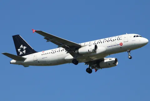 TC-JPR · Airbus A320-232 · LTFM