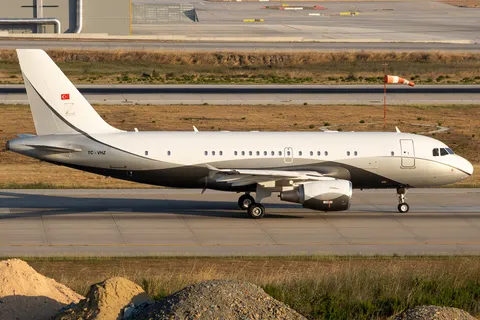 TC-VHZ · Airbus A319-115 ACJ · LTFJ