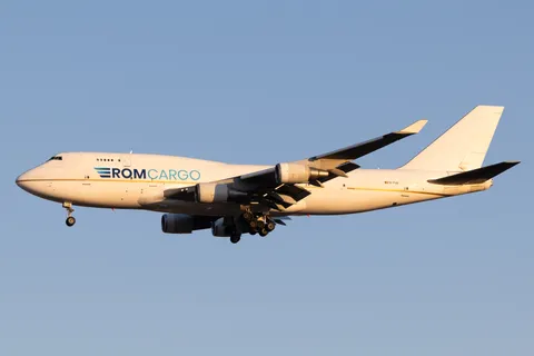 YR-FSB · Boeing 747-45E(BDSF) · LTFJ