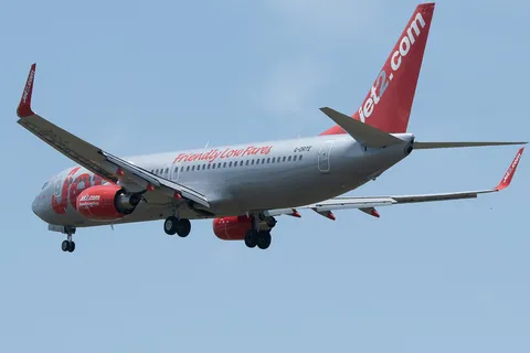 G-DRTE · Boeing 737-8K5 · LTAI