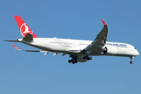 TC-LGM · Airbus A350-941 · LTFM