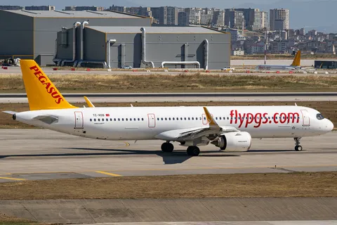 TC-RDB · Airbus A321-251NX · LTFJ