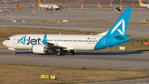 TC-VFN · Boeing 737 MAX 8 · LTFJ