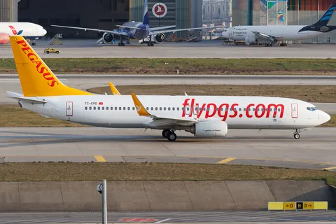 TC-CPD · Boeing 737-82R · LTFJ