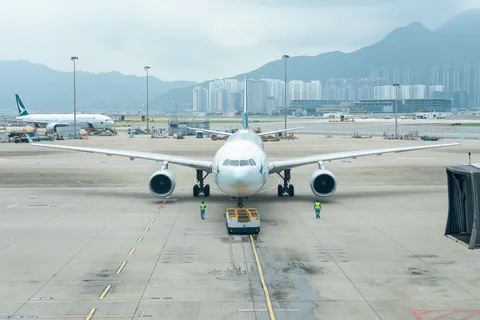 B-LAX · Airbus A330-343 · VHHH