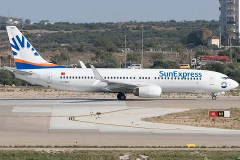 TC-SPF · Boeing 737-8K5 · LTAI