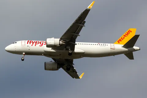 TC-NCH · Airbus A320-251N · LTBJ