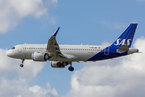 EI-SCB · Airbus A320-251N · ESGG