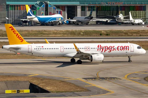 TC-RFA · Airbus A321-271NX · LTFJ