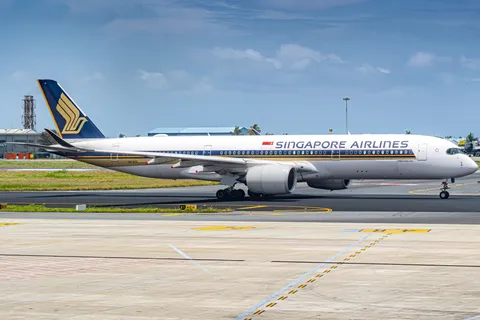 9V-SJI · Airbus A350-941 · VRMM