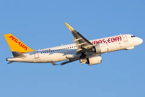TC-NCR · Airbus A320-251N · LTFJ