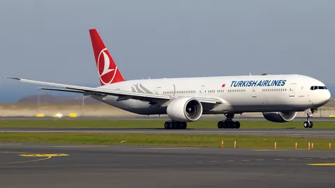 TC-JJT · Boeing 777-3F2(ER) · LTFM