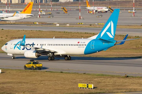 TC-JFH · Boeing 737-8F2 · LTFJ