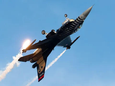 88-0021 · Lockheed Martin F-16C Fighting Falcon · LTBA