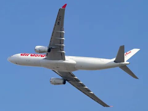 9M-XXY · Airbus A330-343 · LTFJ