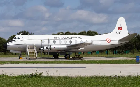58-430 · Vickers Viscount 794D · LTBA