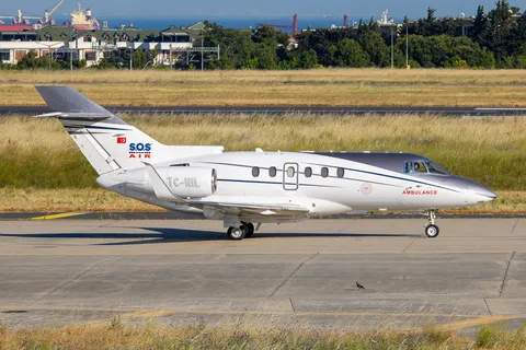 TC-NIL · Hawker 800XP · LTBA