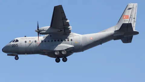 95-095 · CASA CN-235-100M · LTBA