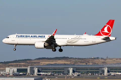 TC-LTG · Airbus A321-271NX · LTFM