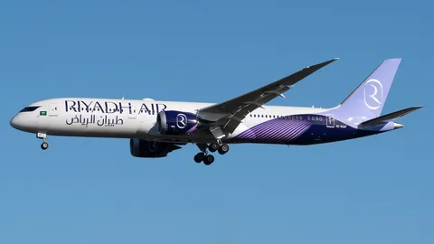 HZ-RXAF · Boeing 787-9 Dreamliner · EGLL