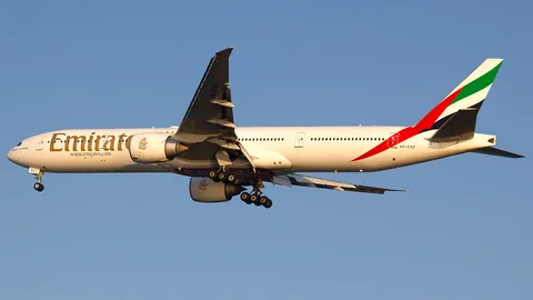 A6-ENZ · Boeing 777-31H(ER) · LTBA