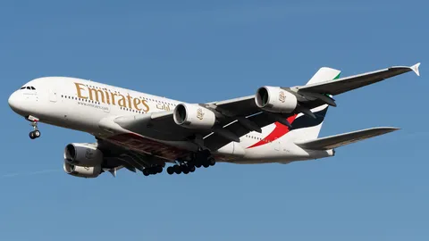 A6-EUC · Airbus A380-861 · EGLL