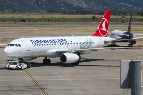 TC-JPI · Airbus A320-232 · LTBS