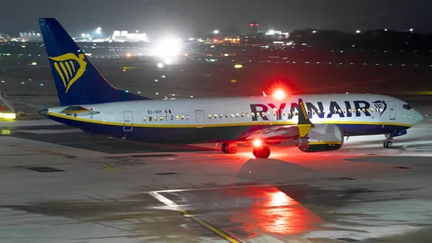 EI-IHY · Boeing 737 MAX 8 · EGSS