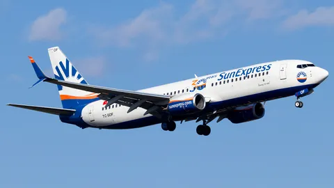 TC-SOF · Boeing 737-8HC · LTBJ