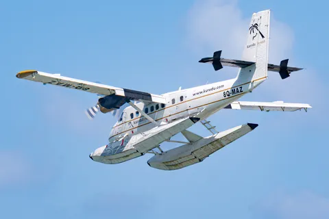8Q-MAZ · De Havilland Canada DHC-6-300 Twin Otter · VRMM