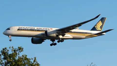 9V-SMJ · Airbus A350-941 · EGLL