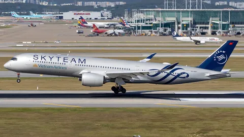 VN-A897 · Airbus A350-941 · RKSI