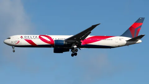 N845MH · Boeing 767-432(ER) · EGLL