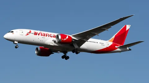 N780AV · Boeing 787-8 Dreamliner · EGLL