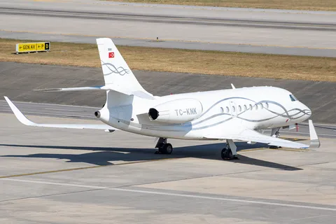 TC-KNK · Dassault Aviation Falcon 2000S · LTFJ