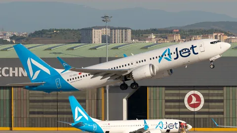 TC-OHJ · Boeing 737 MAX 8 · LTFJ