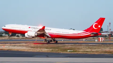 TC-CAN · Airbus A340-542 · LTBA