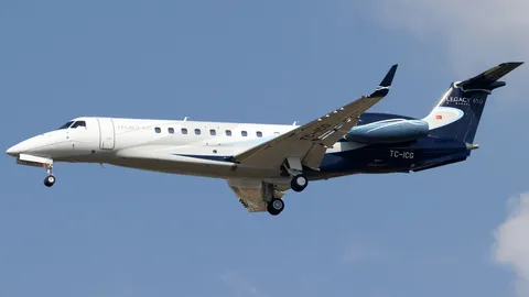 TC-ICG · Embraer ERJ-135BJ Legacy 650 · LTBJ