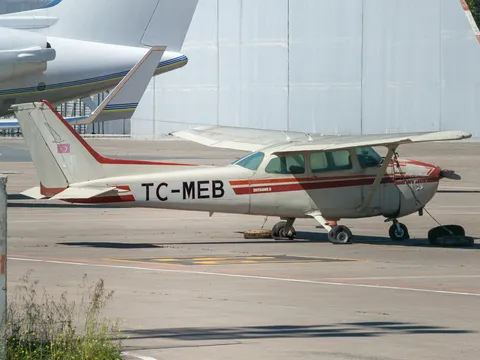TC-MEB · Cessna 172P Skyhawk II · LTBA