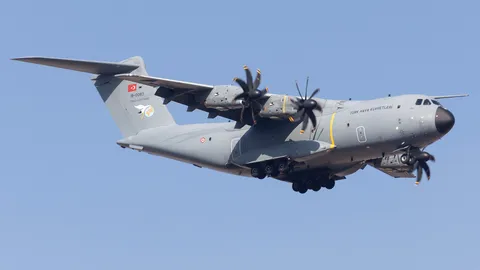 18-0093 · Airbus A400M Atlas · LTFJ