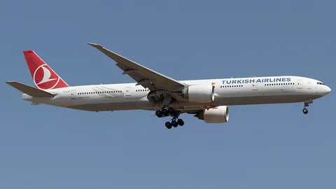 TC-LJA · Boeing 777-3F2(ER) · LTFM