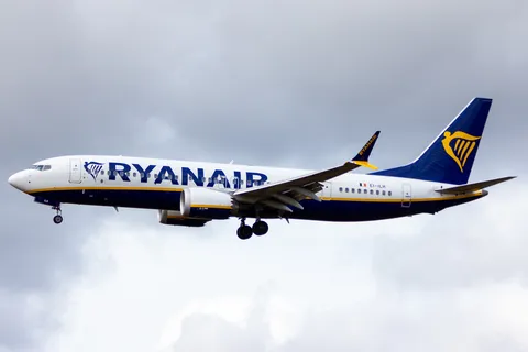EI-ILH · Boeing 737 MAX 8 · ESGG