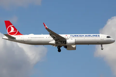 TC-LRE · Airbus A321-271N · LTFM