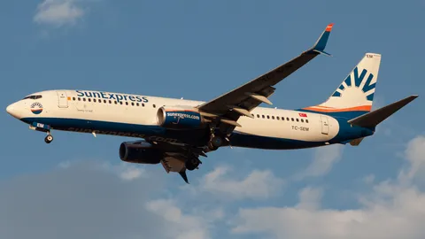 TC-SEM · Boeing 737-8HC · LTBJ