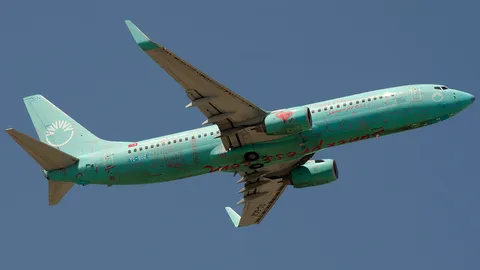 TC-SOZ · Boeing 737-8HX · LTBJ