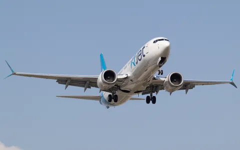 TC-OHB · Boeing 737 MAX 8 · LTFJ
