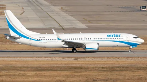 SP-EXH · Boeing 737 MAX 8 · LTAI