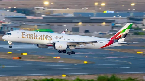 A6-EXA · Airbus A350-941 · LTFM